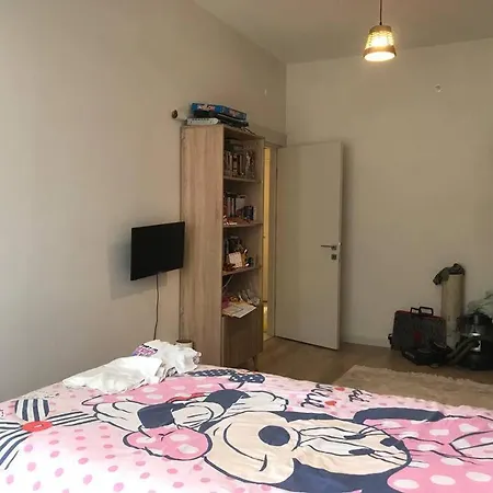 Kagithane Merkezde Site Icinde * Istanbul